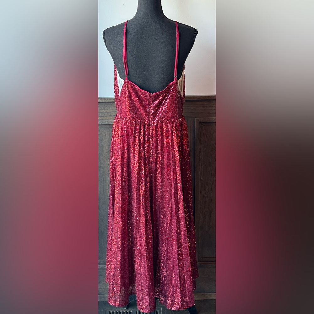 Wear your love Elegant Red Sequin pleated Dress NWT XL - Picture 4 of 7